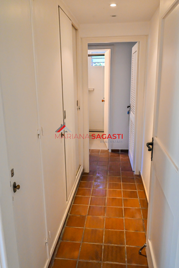 Casa ID.4042 - Casa en Venta, Mansa, Punta del Este, 3 Dormitorios.