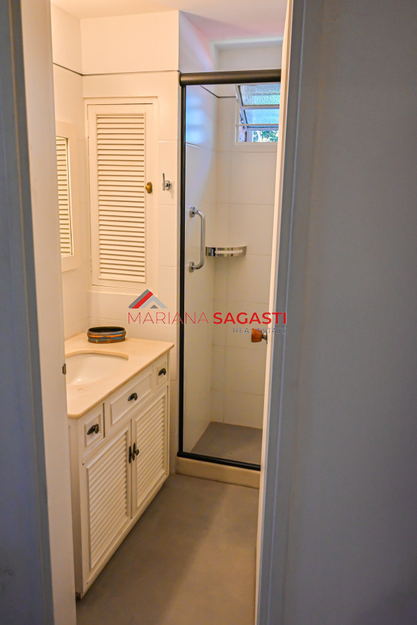 Casa ID.4042 - Casa en Venta, Mansa, Punta del Este, 3 Dormitorios.