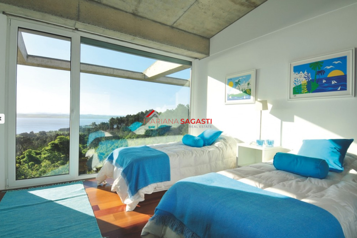 Casa ID.3888 - Venta Casa Las Cumbres 