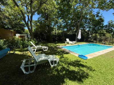 Casa a una cuadra del mar en venta