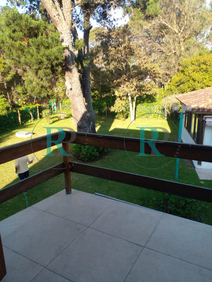 Casa ID.2390 - Casa en venta en Pinares zona ideal!!