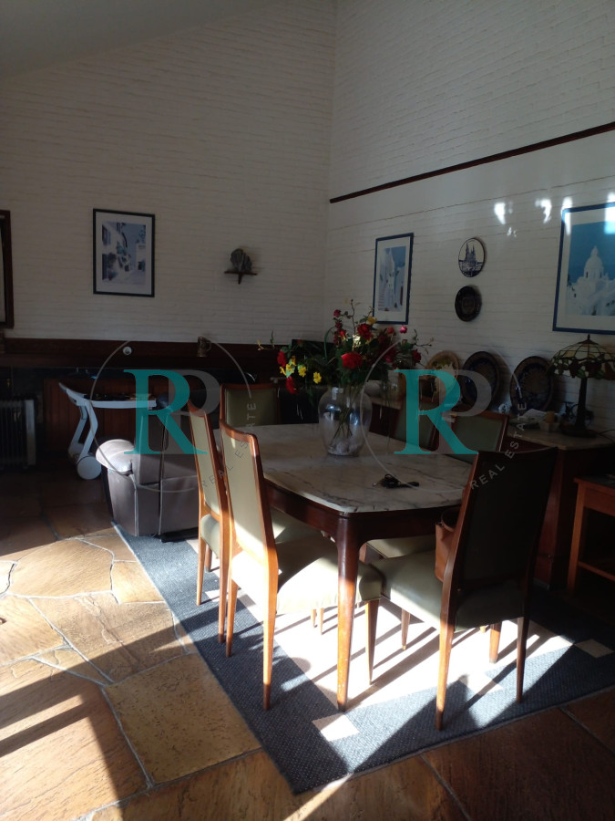 Casa ID.2390 - Casa en venta en Pinares zona ideal!!