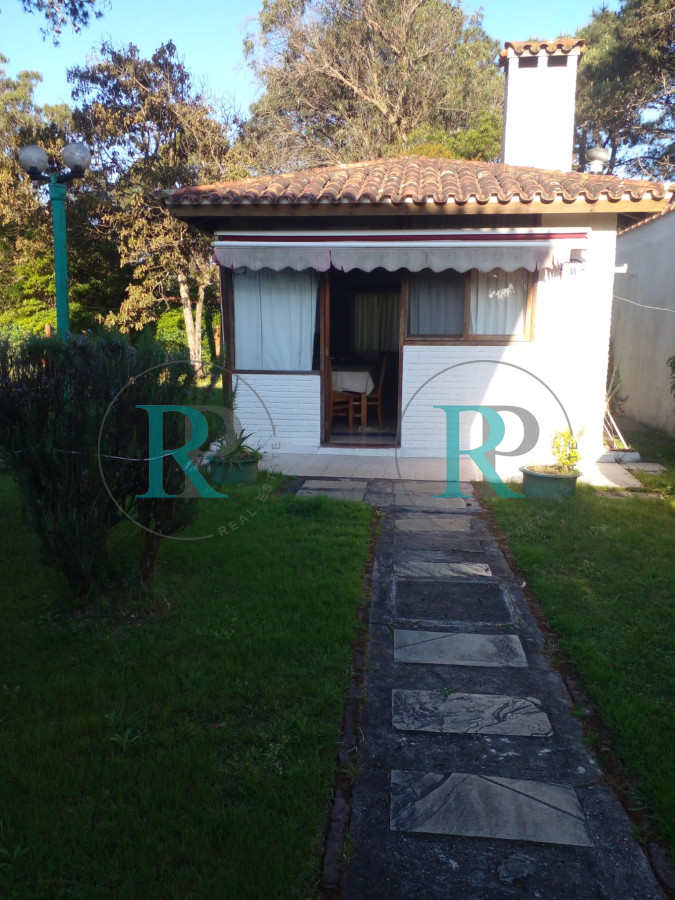Casa ID.2390 - Casa en venta en Pinares zona ideal!!