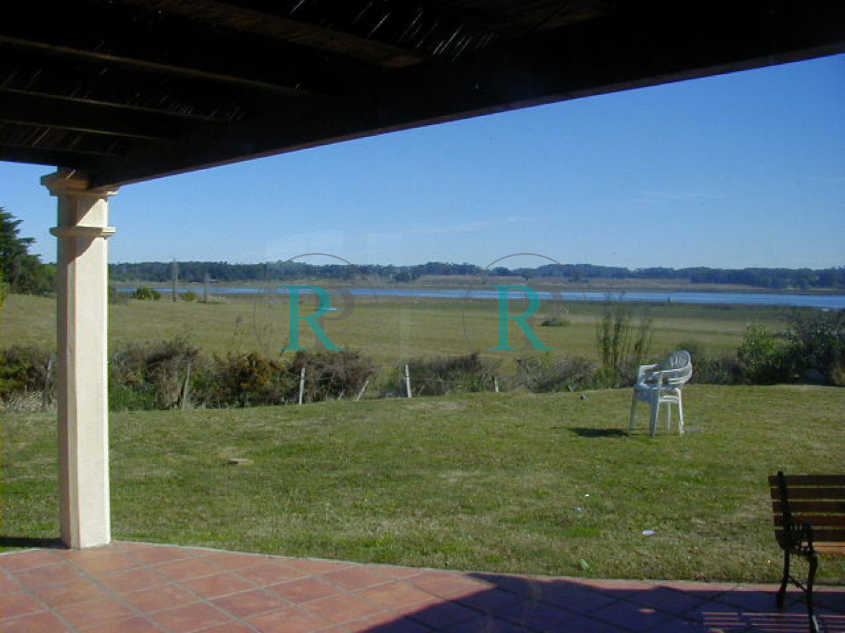 Casa ID.1119 - Casa en Venta  Pinares, Punta del Este