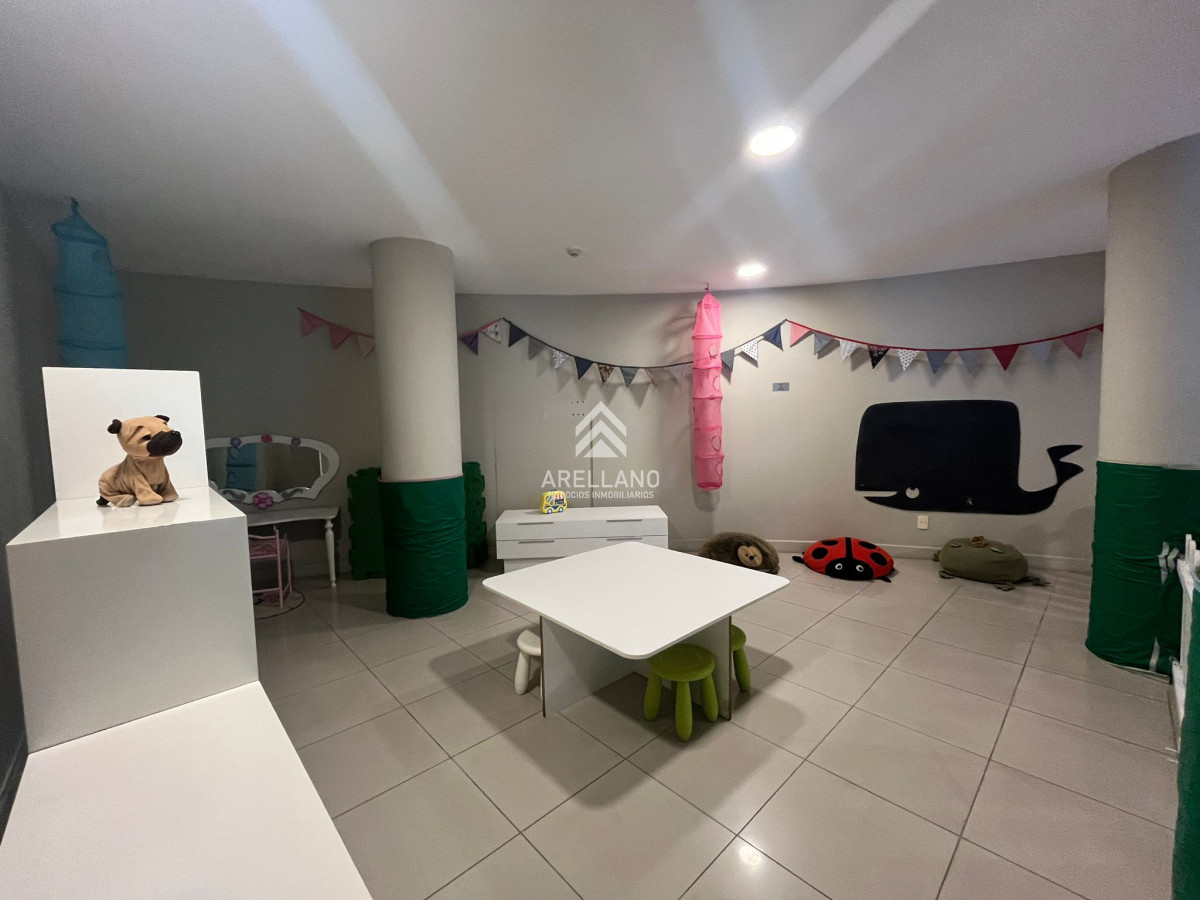 Apartamento ID.4690 - Venta apartamento 3 dormitorios y dependencia 