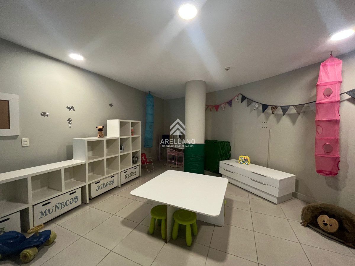 Apartamento ID.4690 - Venta apartamento 3 dormitorios y dependencia 