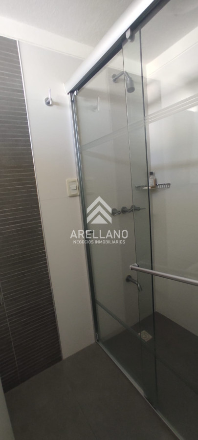 Apartamento ID.5979 - 3 dormitorios playa mansa, frente al mar, punta del este