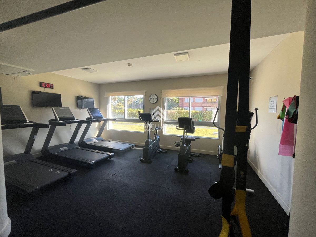 Apartamento ID.4690 - Venta apartamento 3 dormitorios y dependencia 
