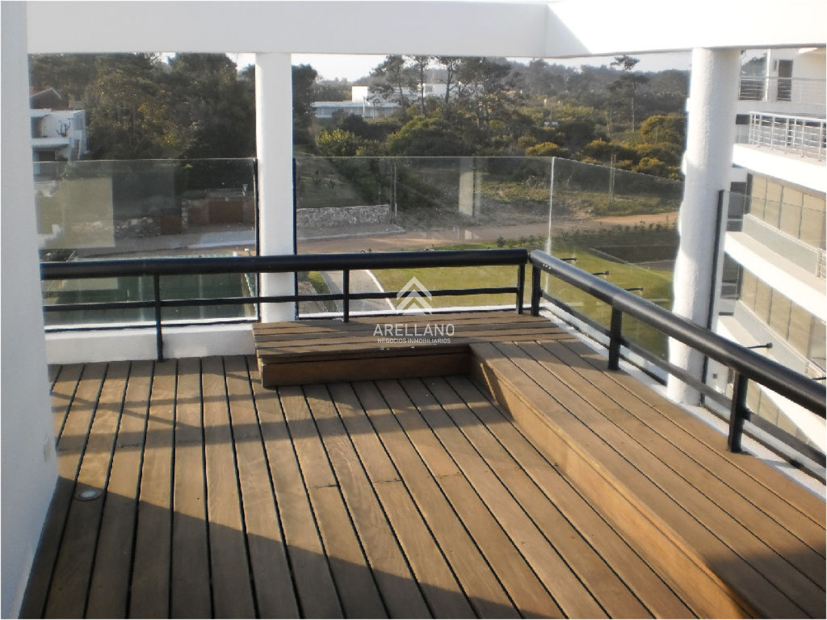 Apartamento ID.5993 - Venta apartamento 3 dormitorios Brava, Punta del Este.