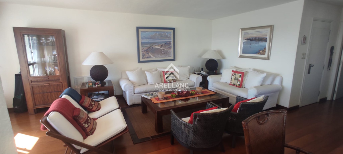 Apartamento ID.5979 - 3 dormitorios playa mansa, frente al mar, punta del este