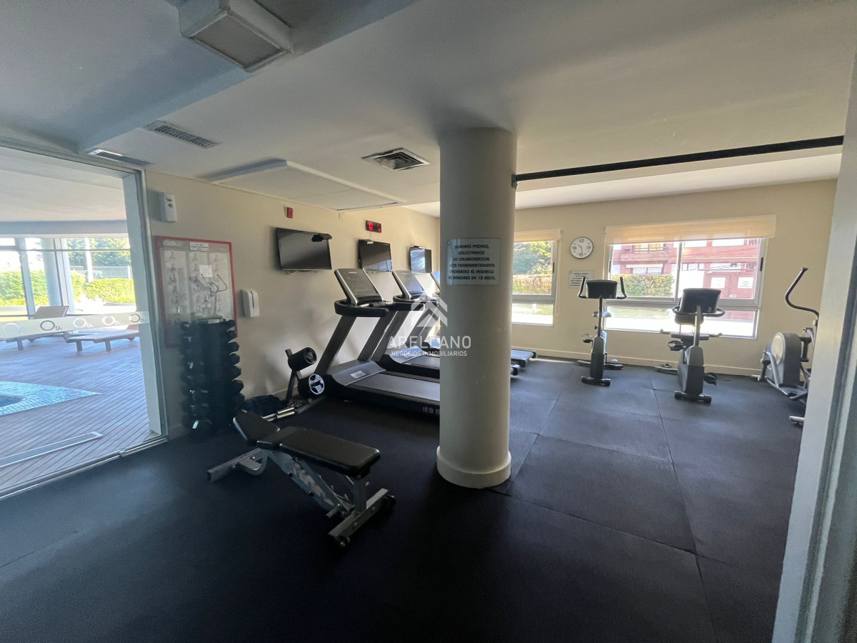Apartamento ID.4690 - Venta apartamento 3 dormitorios y dependencia 