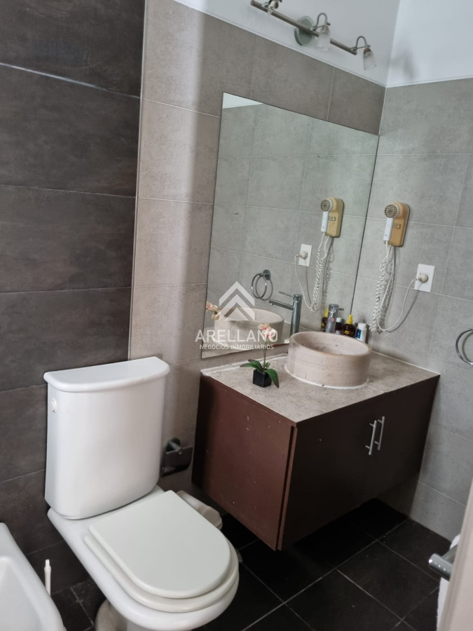 Casa ID.5085 - Casa a la venta de 5 dormitorios en Punta del Este