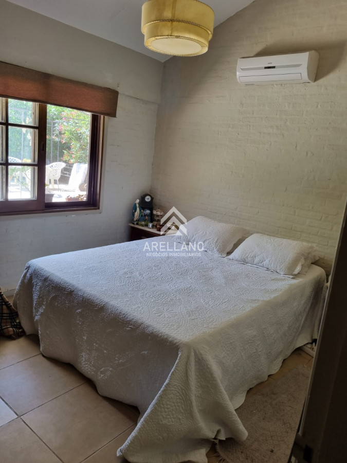 Casa ID.5085 - Casa a la venta de 5 dormitorios en Punta del Este