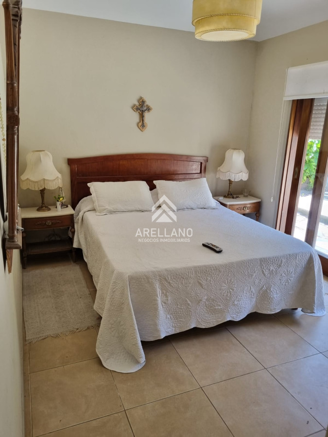 Casa ID.5085 - Casa a la venta de 5 dormitorios en Punta del Este