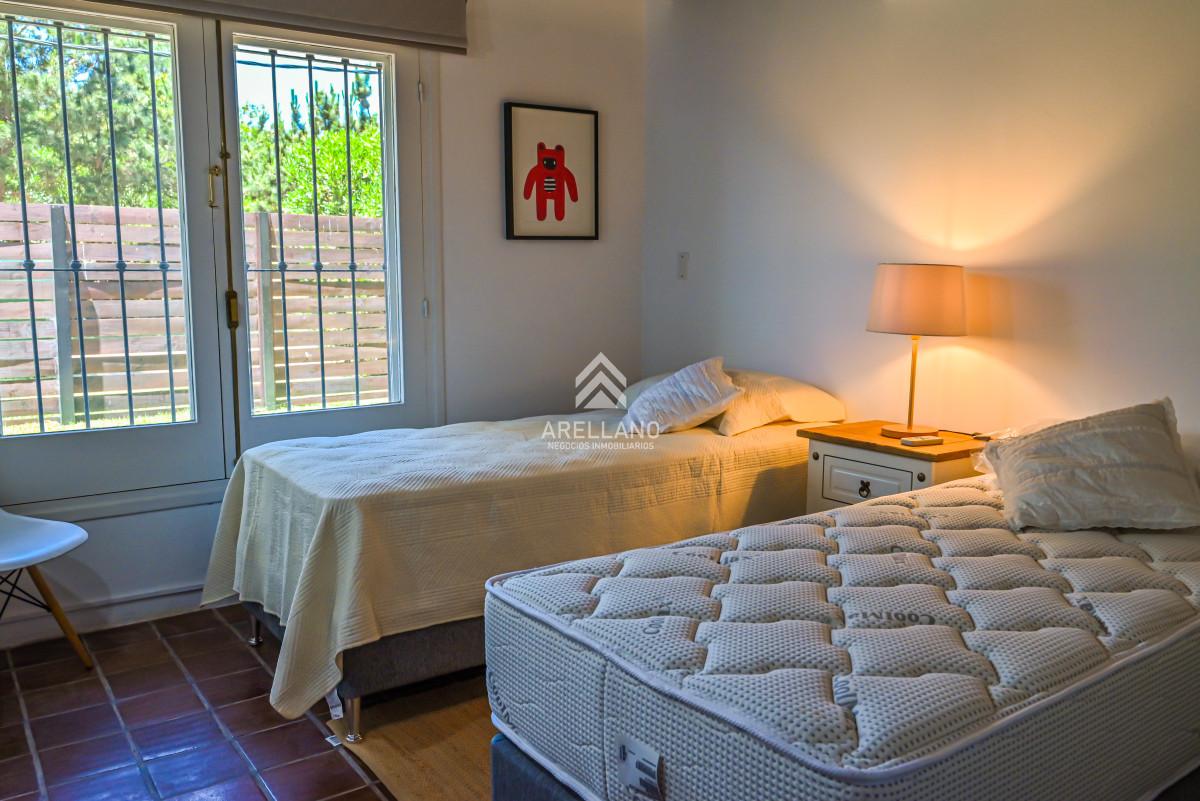 Casa ID.4569 - Casa en Venta, Mansa, Punta del Este, 3 Dormitorios.