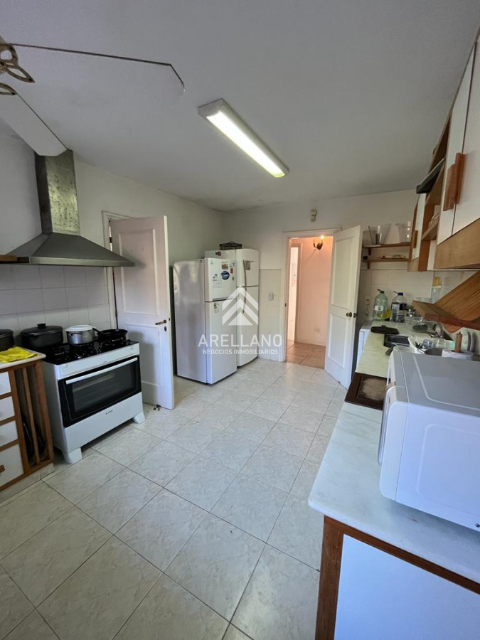 Casa ID.2332 - Venta casa 5 dormitorios en el golf-Punta del este 