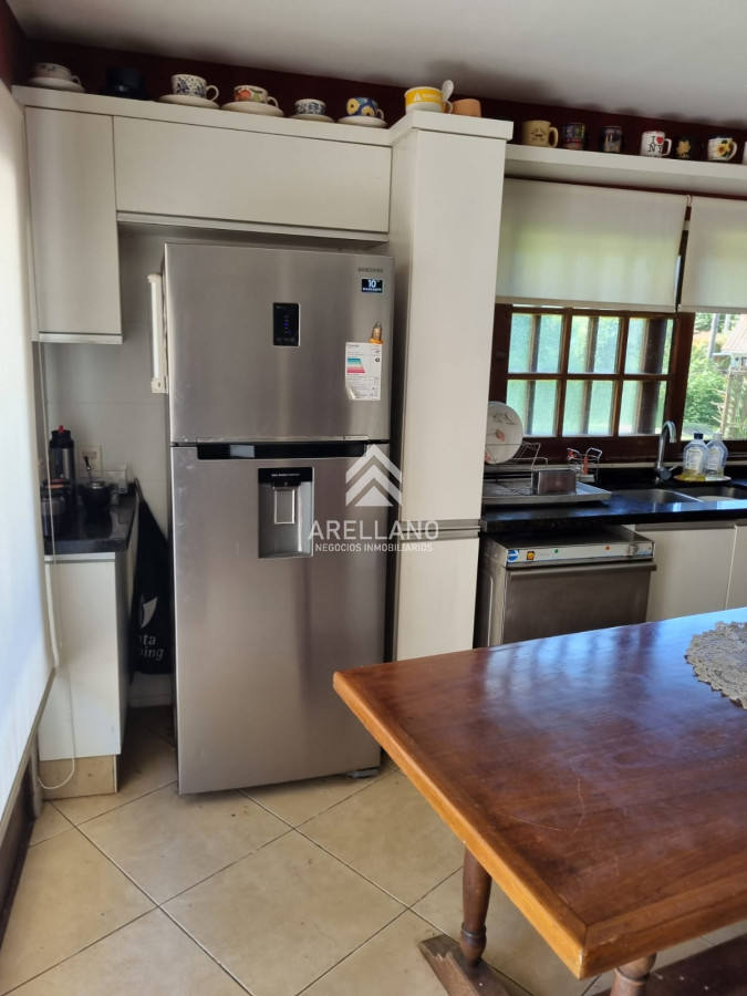 Casa ID.5085 - Casa a la venta de 5 dormitorios en Punta del Este