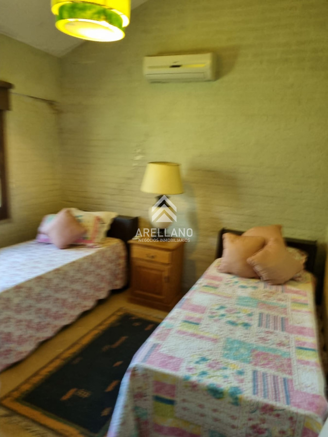 Casa ID.5085 - Casa a la venta de 5 dormitorios en Punta del Este