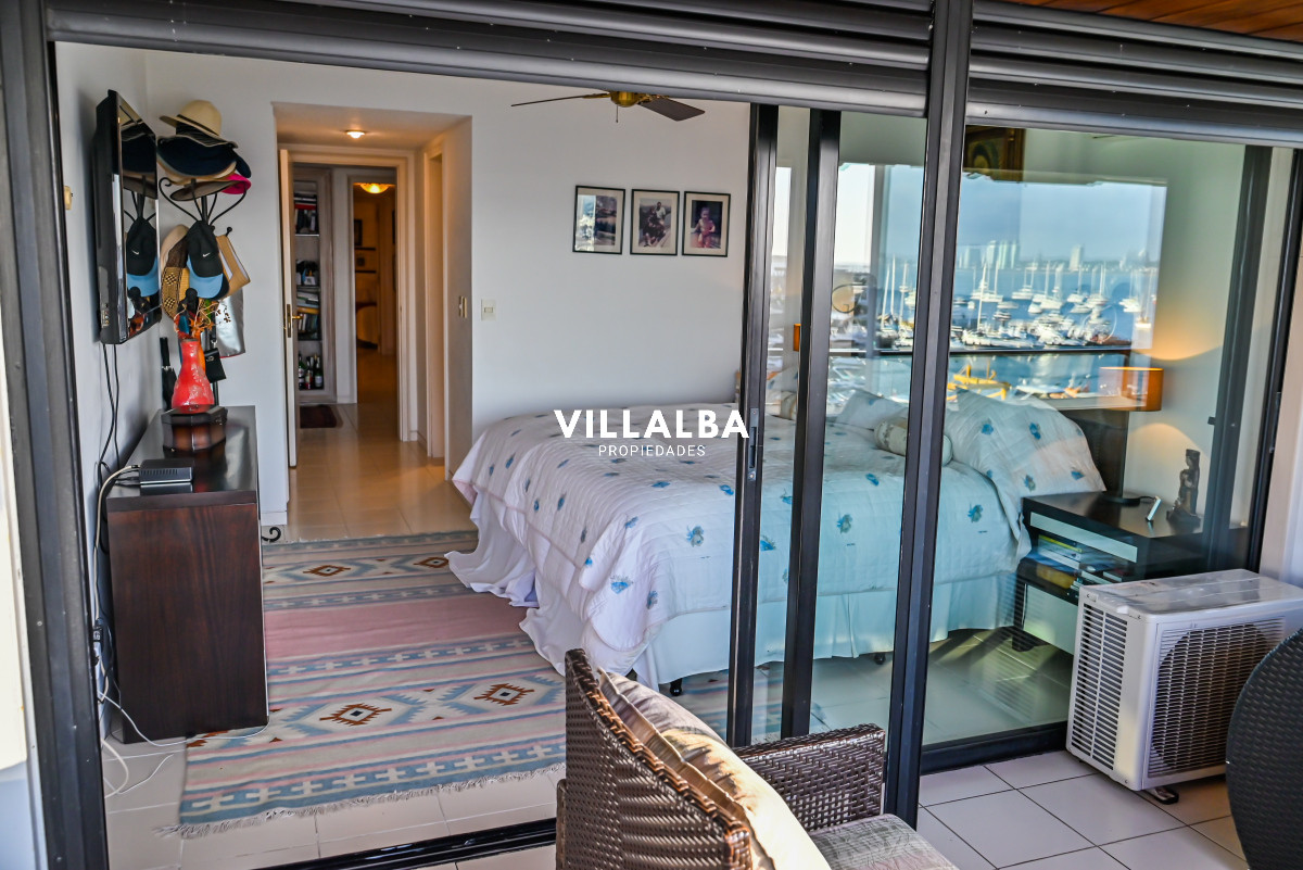 Apartamento ID.3628 - Apartamento en Venta y Alquiler, Peninsula, Punta del Este, 3 Dormitorios.