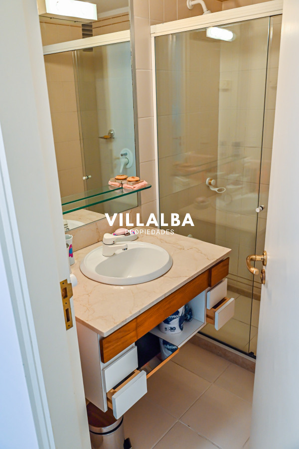 Apartamento ID.3628 - Apartamento en Venta y Alquiler, Peninsula, Punta del Este, 3 Dormitorios.