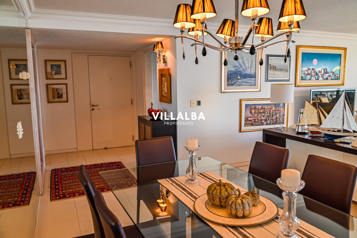 Apartamento ID.3628 - Apartamento en Venta y Alquiler, Peninsula, Punta del Este, 3 Dormitorios.