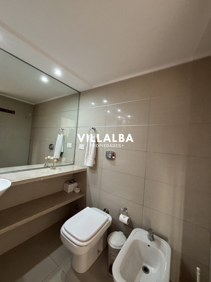 Apartamento ID.4316 - Penthouse a la Venta, en Roosevelt, 3 dormitorios