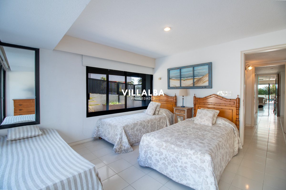 Apartamento ID.3625 - Apartamento en venta, Peninsula, Punta del Este, 3 Dormitorios.