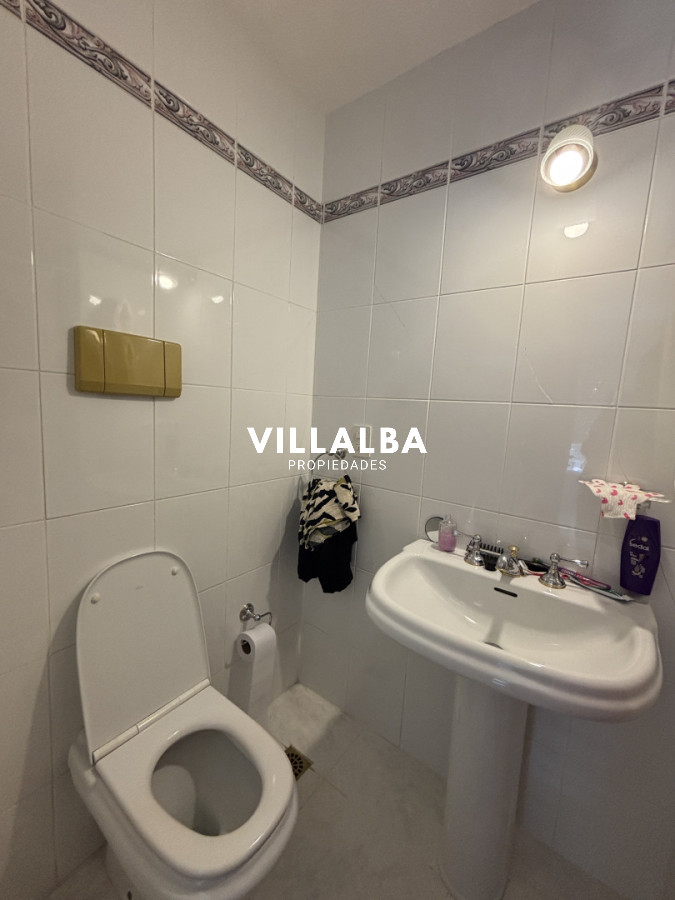 Apartamento ID.4305 - CORAL TOWER VENTA DE APARTAMENTO DE 3 SUITES + DEPENENDECNIA PLAYA MANSA PUNTA DEL ESTE