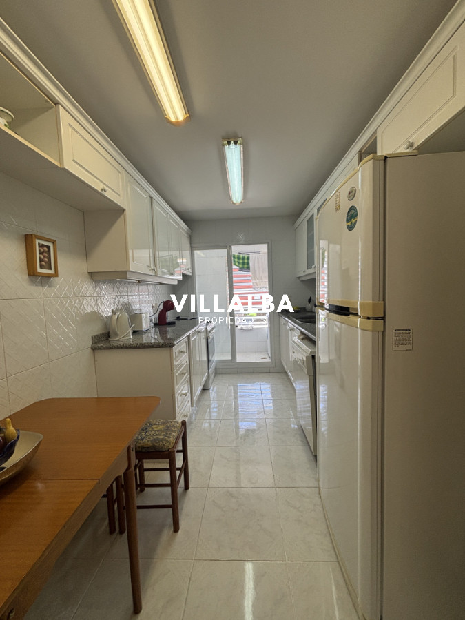 Apartamento ID.4305 - CORAL TOWER VENTA DE APARTAMENTO DE 3 SUITES + DEPENENDECNIA PLAYA MANSA PUNTA DEL ESTE