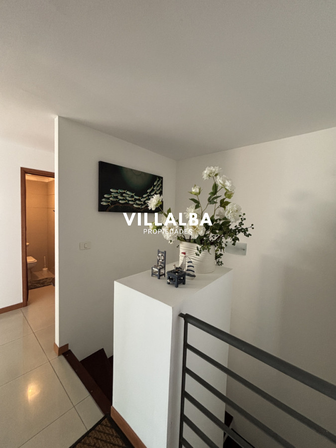 Apartamento ID.4316 - Penthouse a la Venta, en Roosevelt, 3 dormitorios