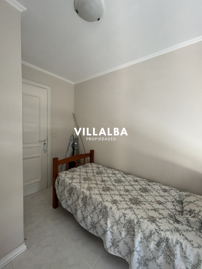 Apartamento ID.4305 - CORAL TOWER VENTA DE APARTAMENTO DE 3 SUITES + DEPENENDECNIA PLAYA MANSA PUNTA DEL ESTE