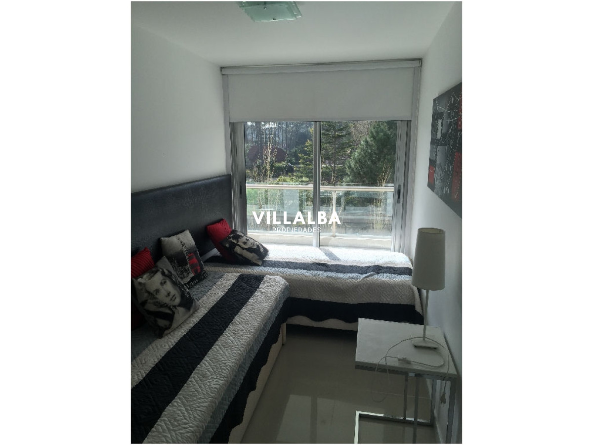 Apartamento ID.4229 - Apartamento en Venta y Alquiler, Roosevelt, Punta del Este, 2 Dormitorios.