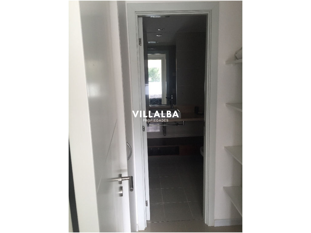 Apartamento ID.4229 - Apartamento en Venta y Alquiler, Roosevelt, Punta del Este, 2 Dormitorios.