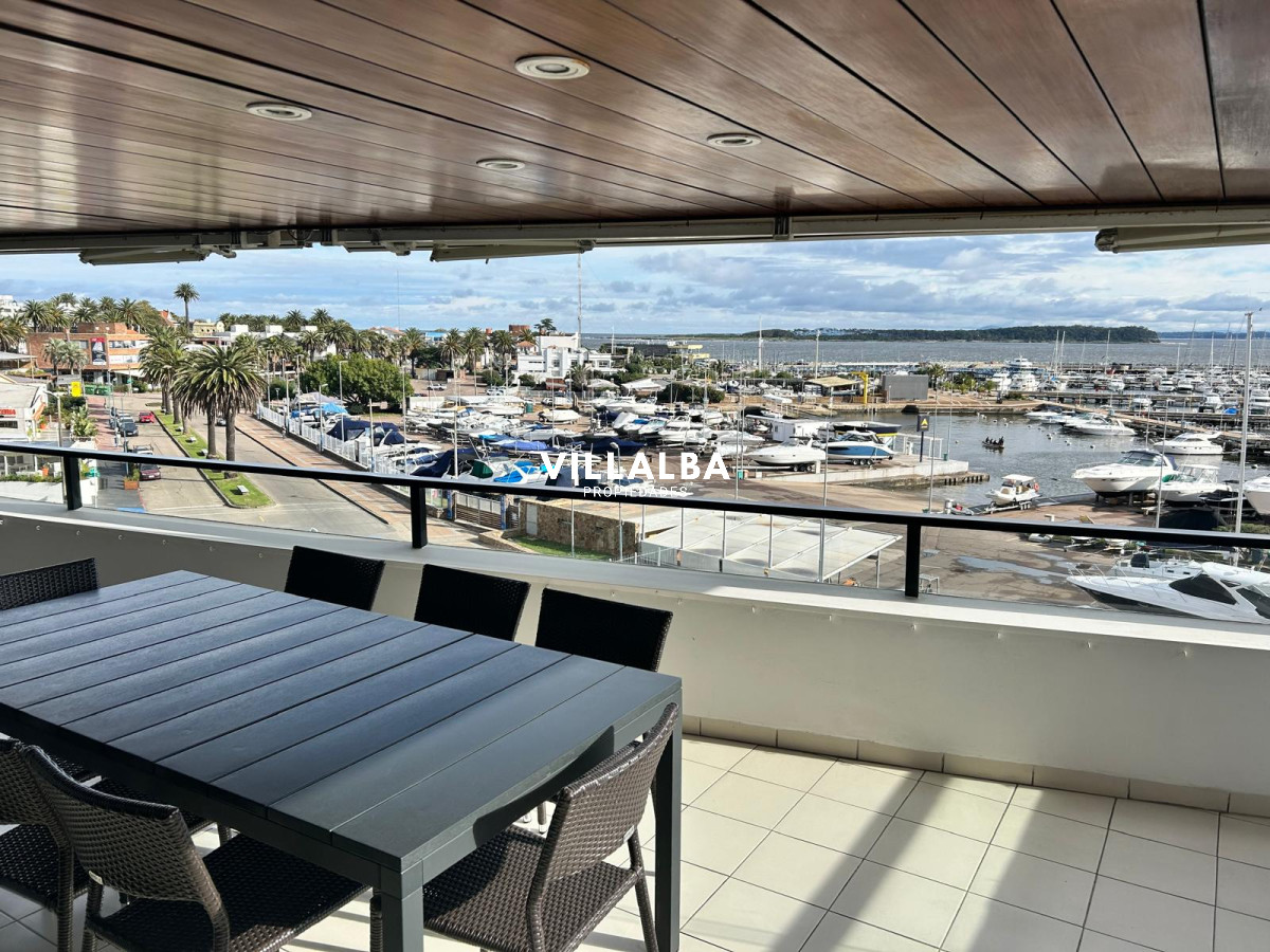 Apartamento ID.3628 - Apartamento en Venta y Alquiler, Peninsula, Punta del Este, 3 Dormitorios.