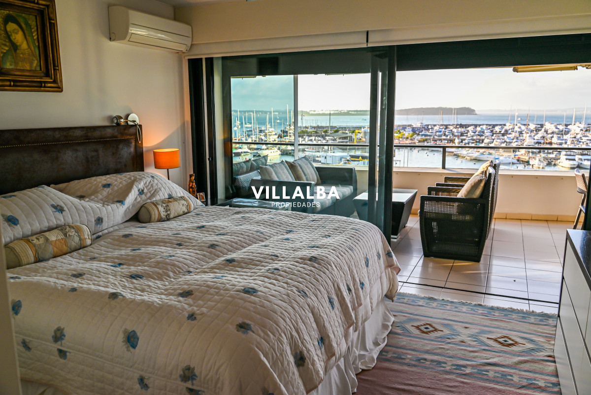 Apartamento ID.3628 - Apartamento en Venta y Alquiler, Peninsula, Punta del Este, 3 Dormitorios.