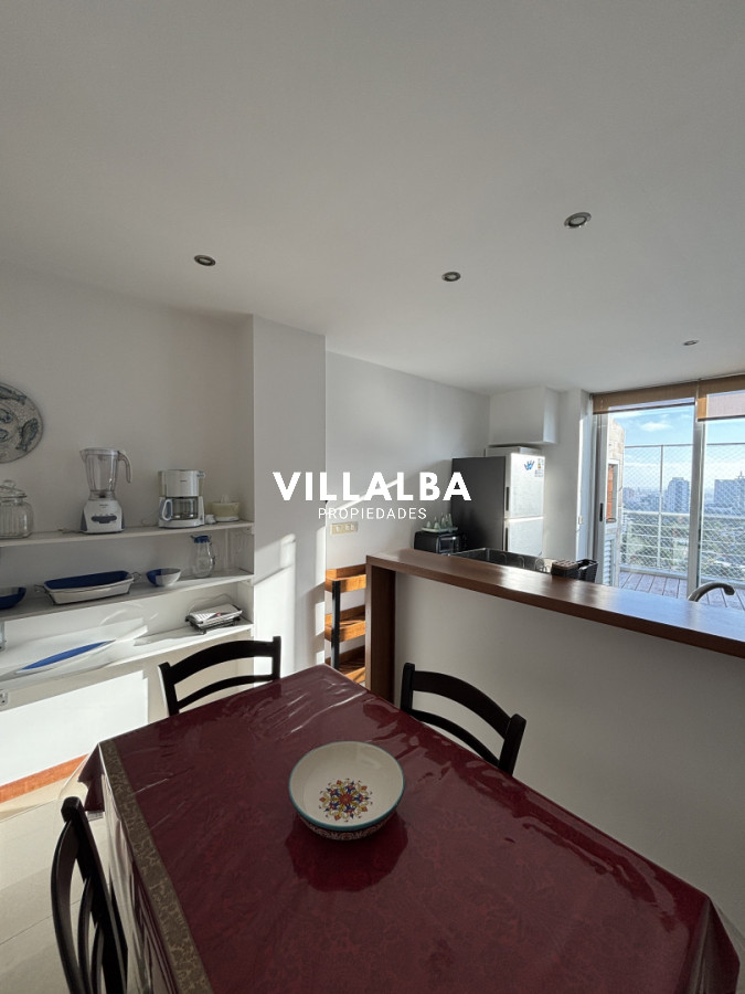 Apartamento ID.4316 - Penthouse a la Venta, en Roosevelt, 3 dormitorios