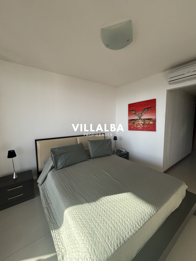 Apartamento ID.4316 - Penthouse a la Venta, en Roosevelt, 3 dormitorios