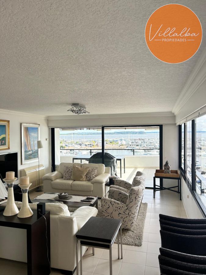 Apartamento ID.3628 - Apartamento en Venta y Alquiler, Peninsula, Punta del Este, 3 Dormitorios.