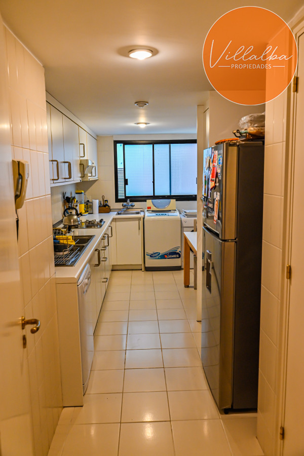 Apartamento ID.3628 - Apartamento en Venta y Alquiler, Peninsula, Punta del Este, 3 Dormitorios.