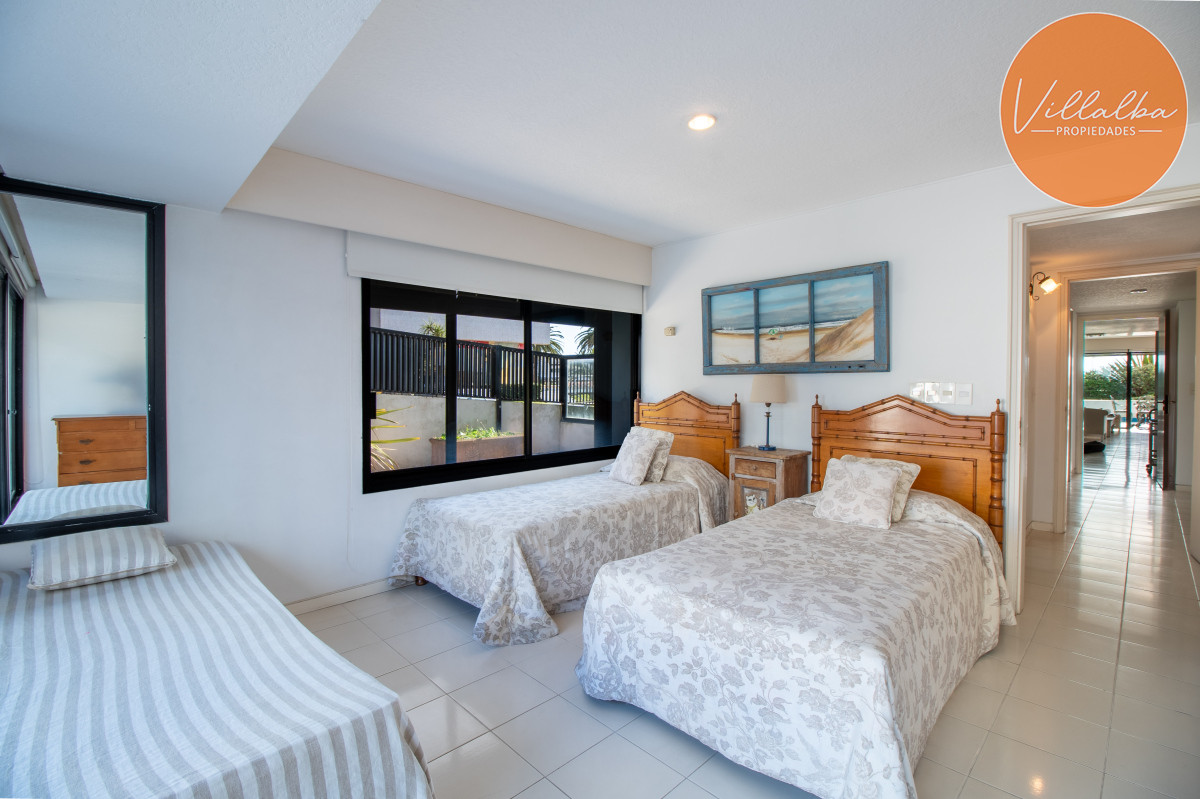 Apartamento ID.3625 - Apartamento en venta, Peninsula, Punta del Este, 3 Dormitorios.