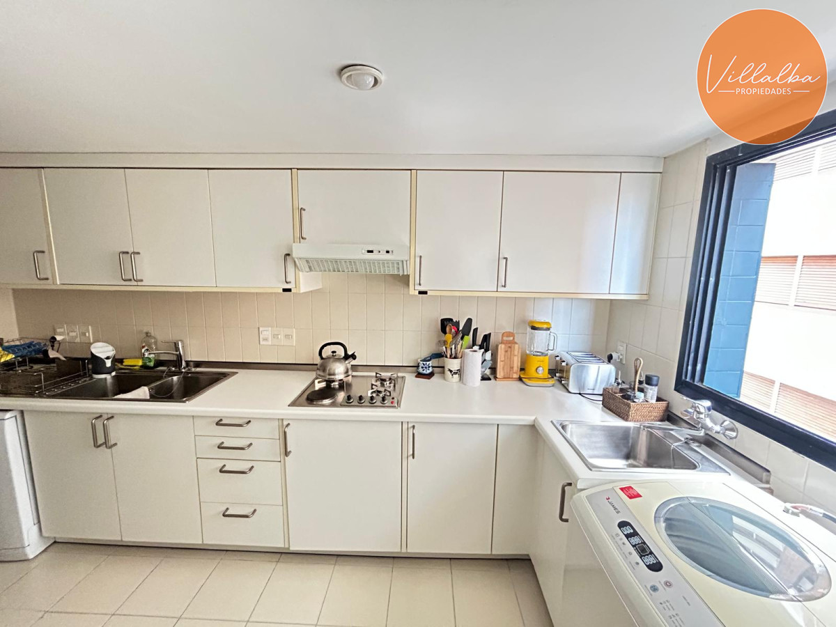Apartamento ID.3628 - Apartamento en Venta y Alquiler, Peninsula, Punta del Este, 3 Dormitorios.
