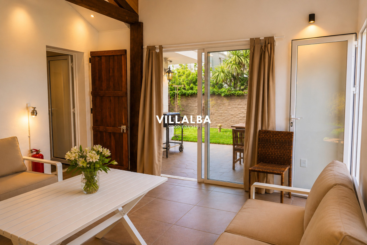 Apartamento ID.3592 - Casa en Venta, Mansa, Punta del Este, 3 Dormitorios.
