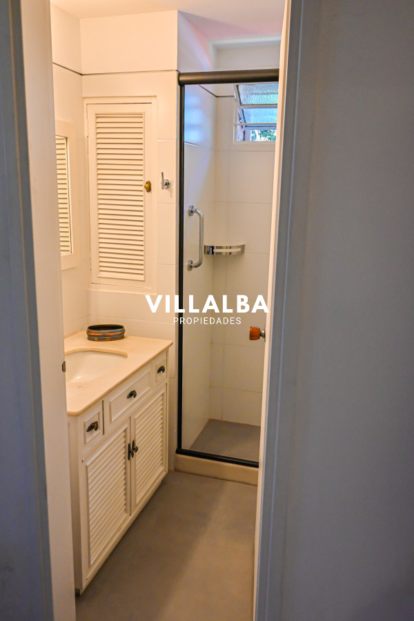 Apartamento ID.3592 - Casa en Venta, Mansa, Punta del Este, 3 Dormitorios.