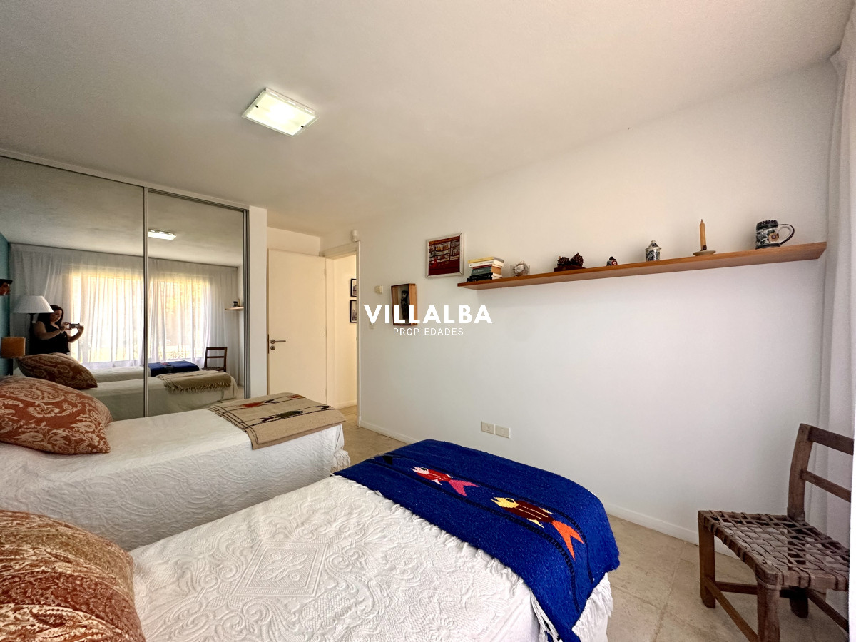 Casa ID.4625 - Casa en venta en barrio privado, Punta del Este