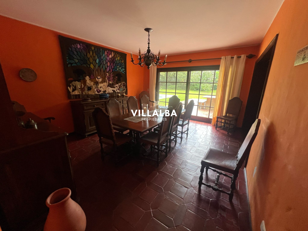 Casa ID.4518 - Exclusiva Residencia en la Zona Más Prestigiosa de Punta del Este
