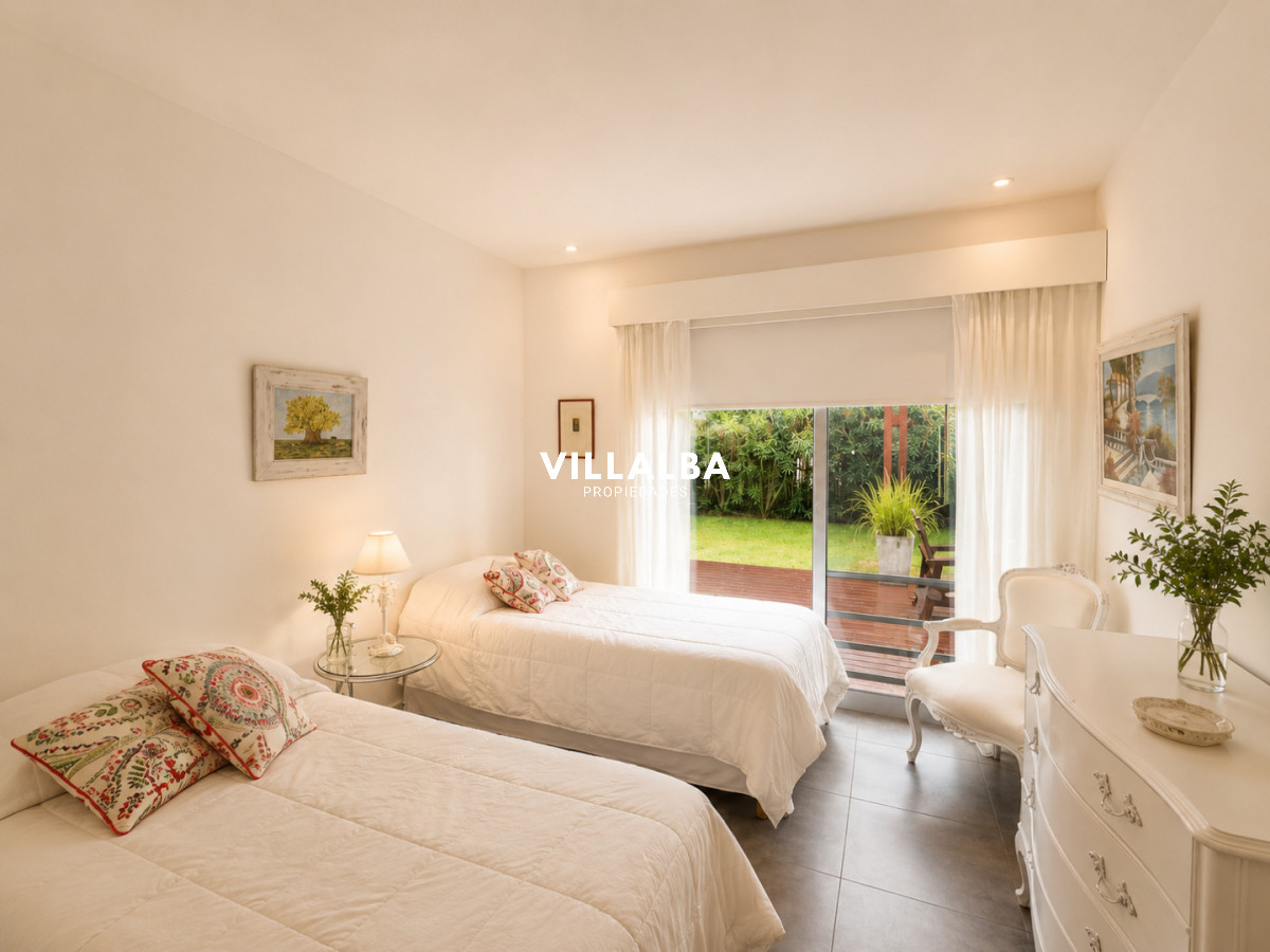 Casa ID.4636 - Casa en Venta en La Arbolada - Punta del Este