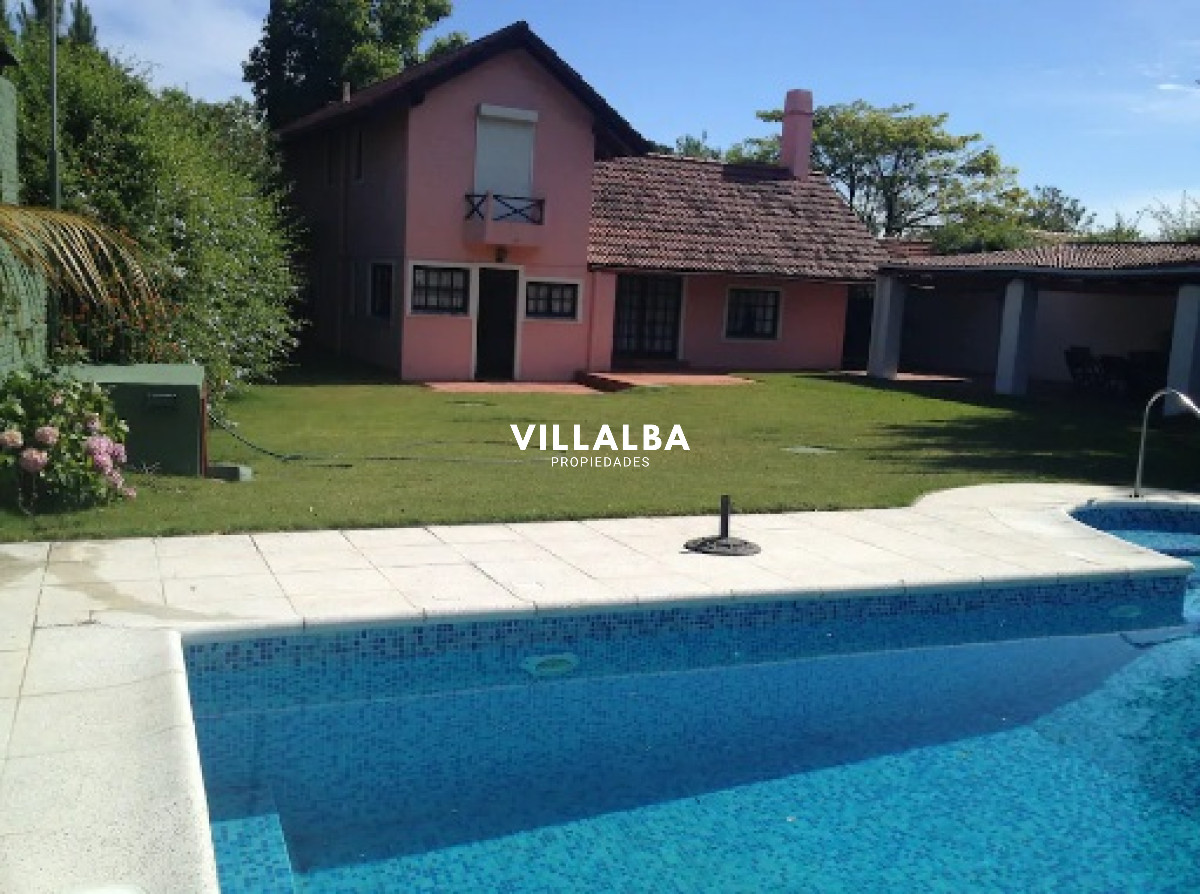 Apartamento ID.4733 - Casa en Alquiler, Pinares, Punta del Este, 4 Dormitorios.