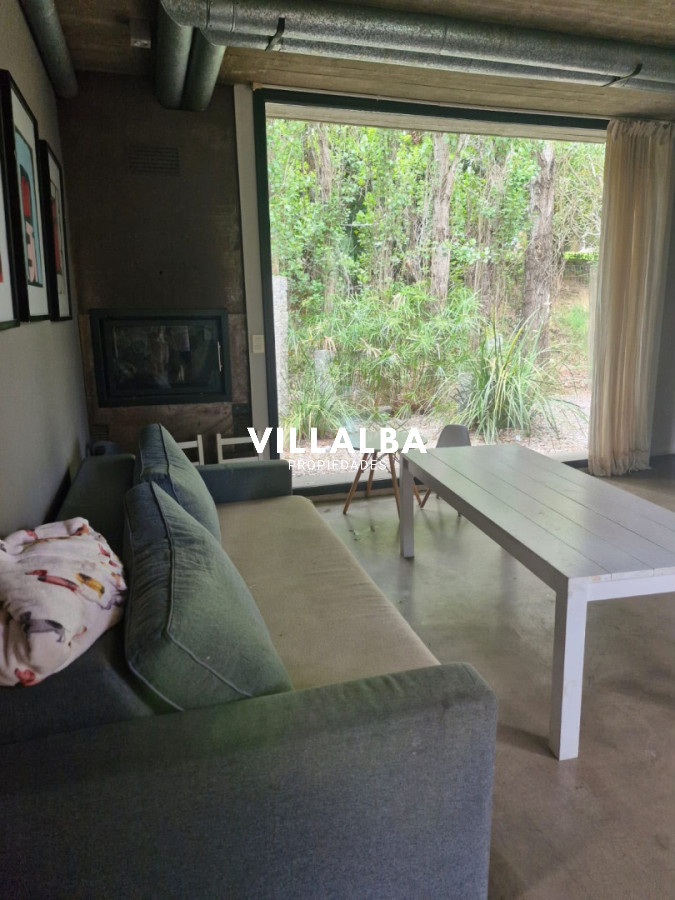 Casa ID.4637 - Casa en La Arbolada - Punta del Este