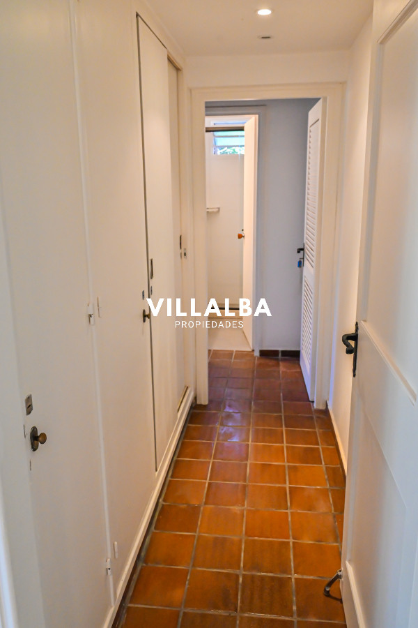 Apartamento ID.3592 - Casa en Venta, Mansa, Punta del Este, 3 Dormitorios.