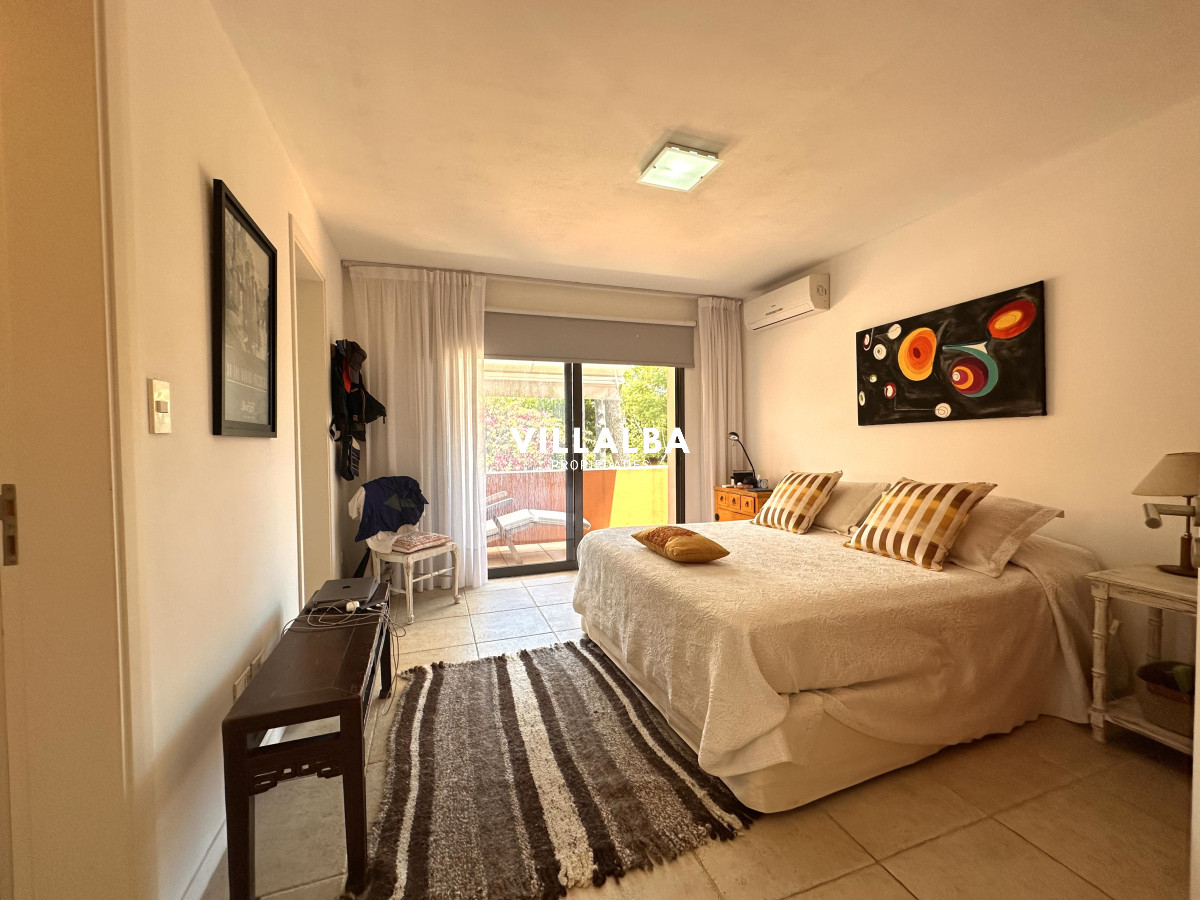 Casa ID.4625 - Casa en venta en barrio privado, Punta del Este